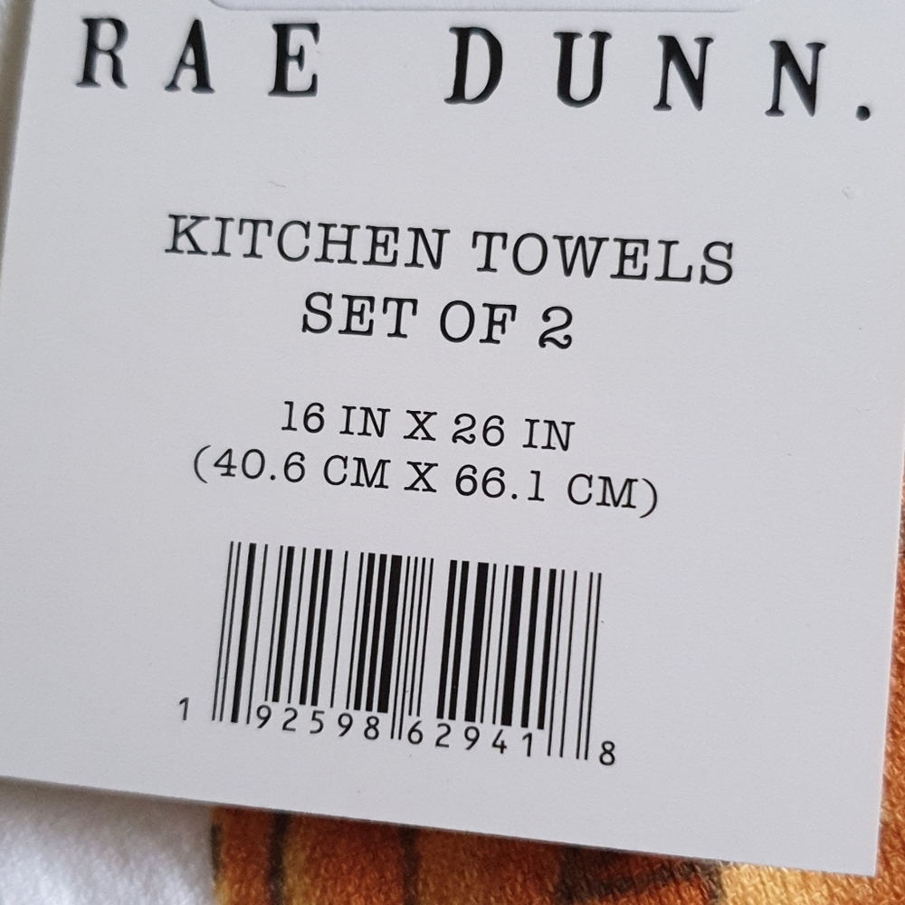 Rae dunn HAPPY HALLOWEEN 2 Kitchen towels - Picture 3 of 3